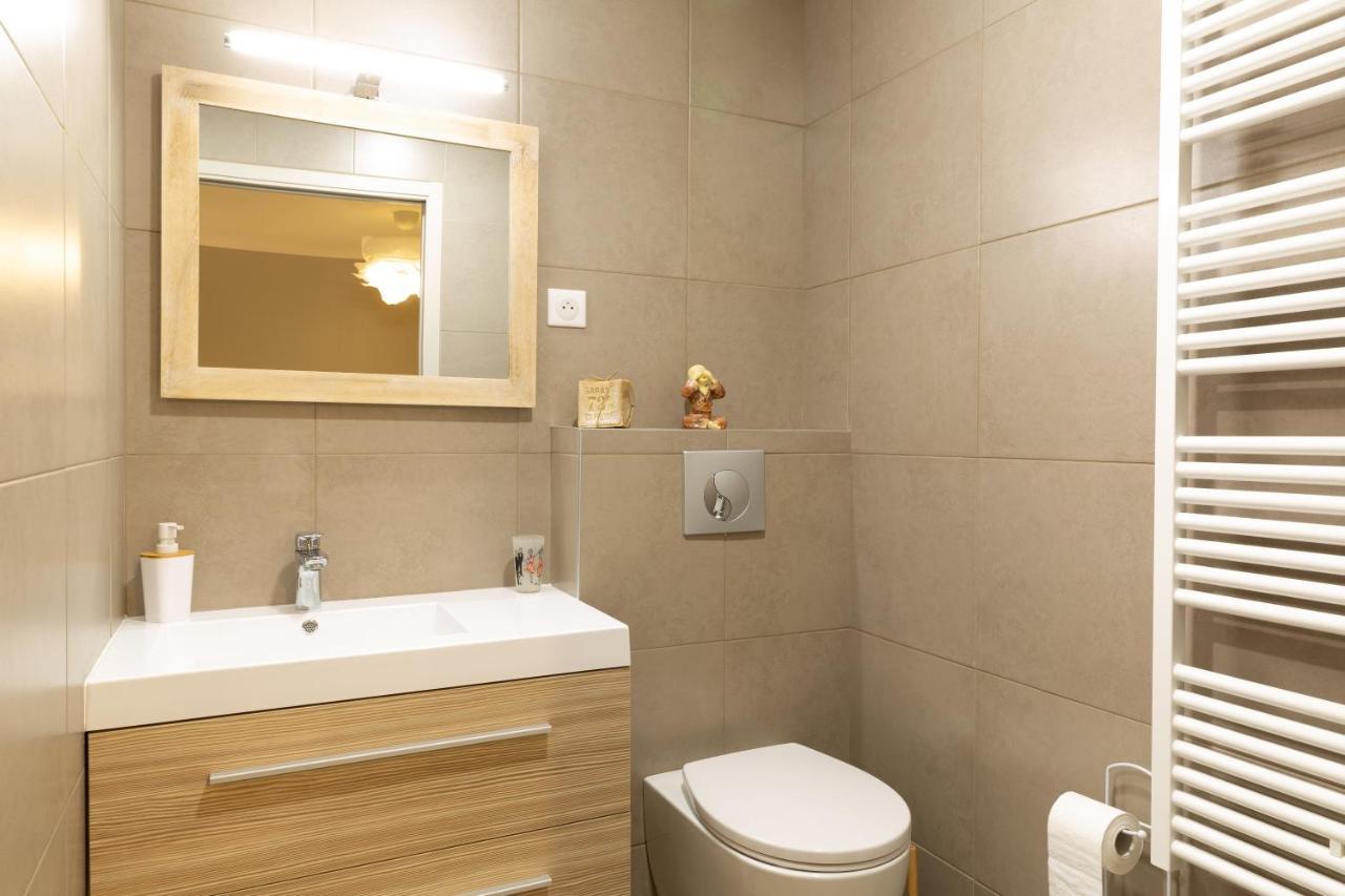 Chavot-Courcourt Les Dames-Jeannes B&B 외부 사진