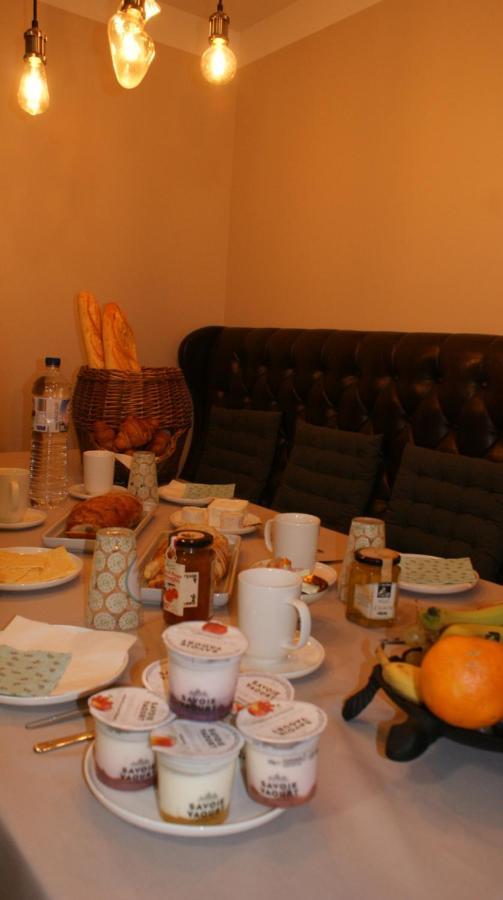 Chavot-Courcourt Les Dames-Jeannes B&B 외부 사진